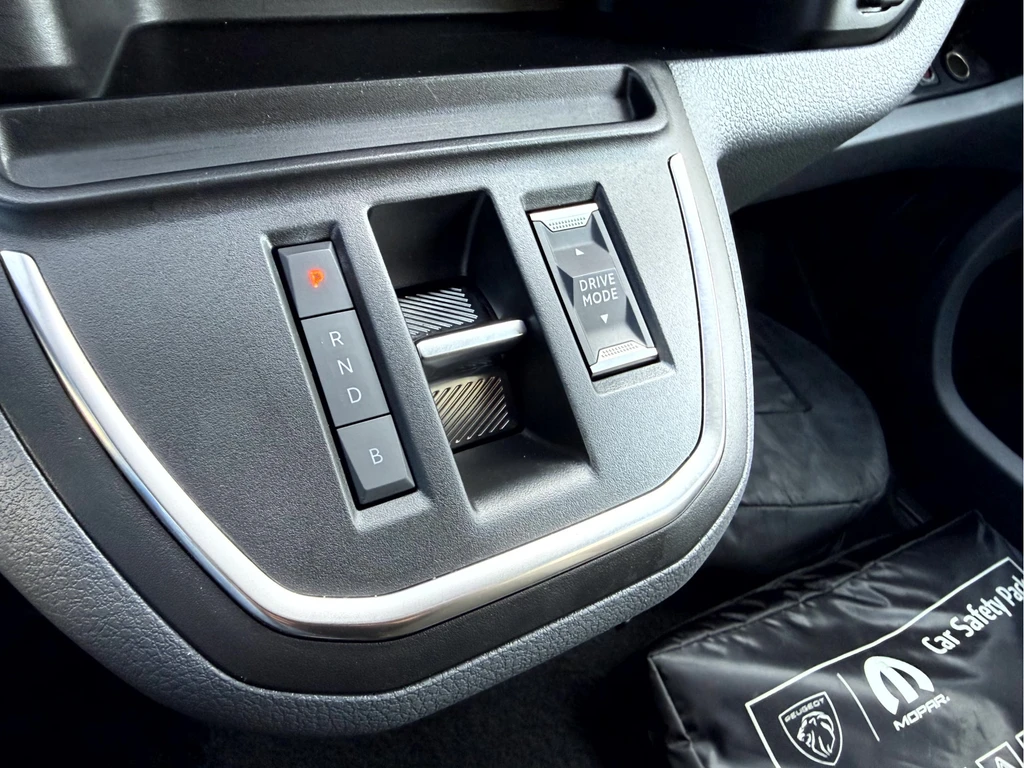 Peugeot e-Expert – foto 16