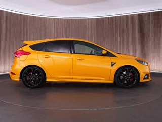 Ford Focus – thumbnail 12