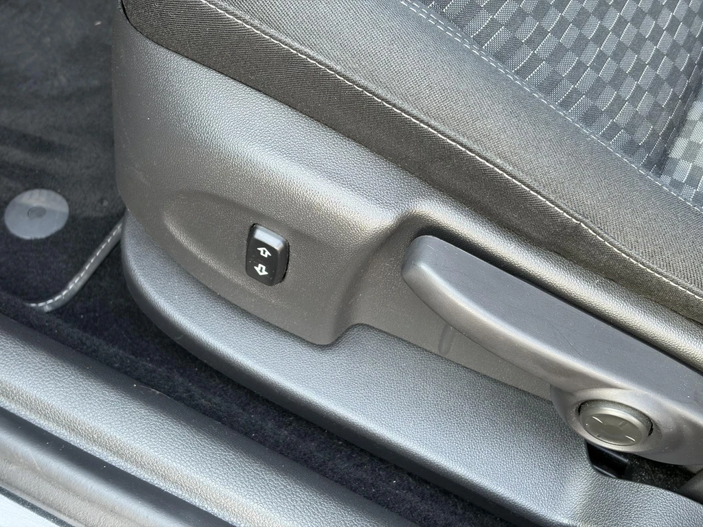 Opel Astra – foto 30
