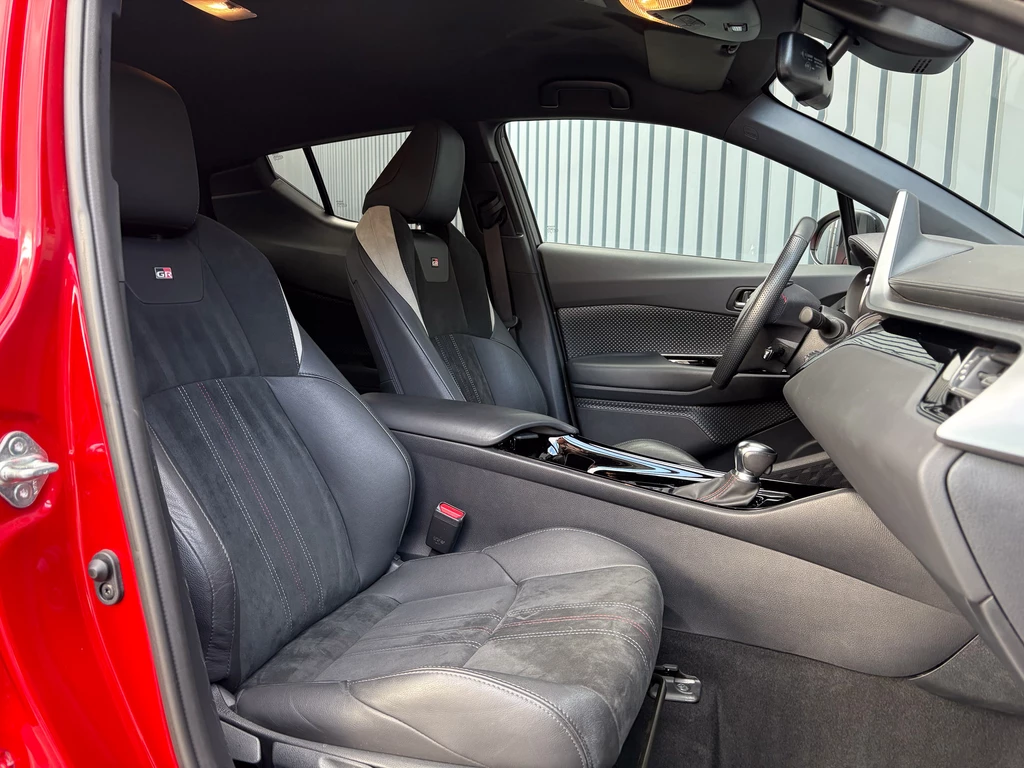 Toyota C-HR – foto 28