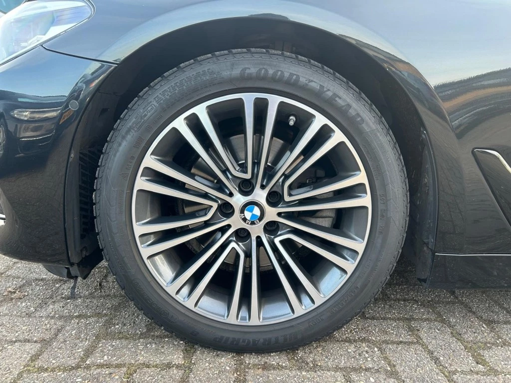 BMW 5 Serie – foto 9