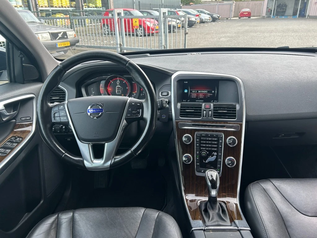 Volvo XC60 – foto 11