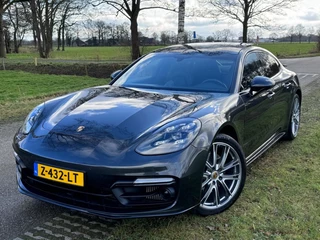 Porsche Panamera – thumbnail 1
