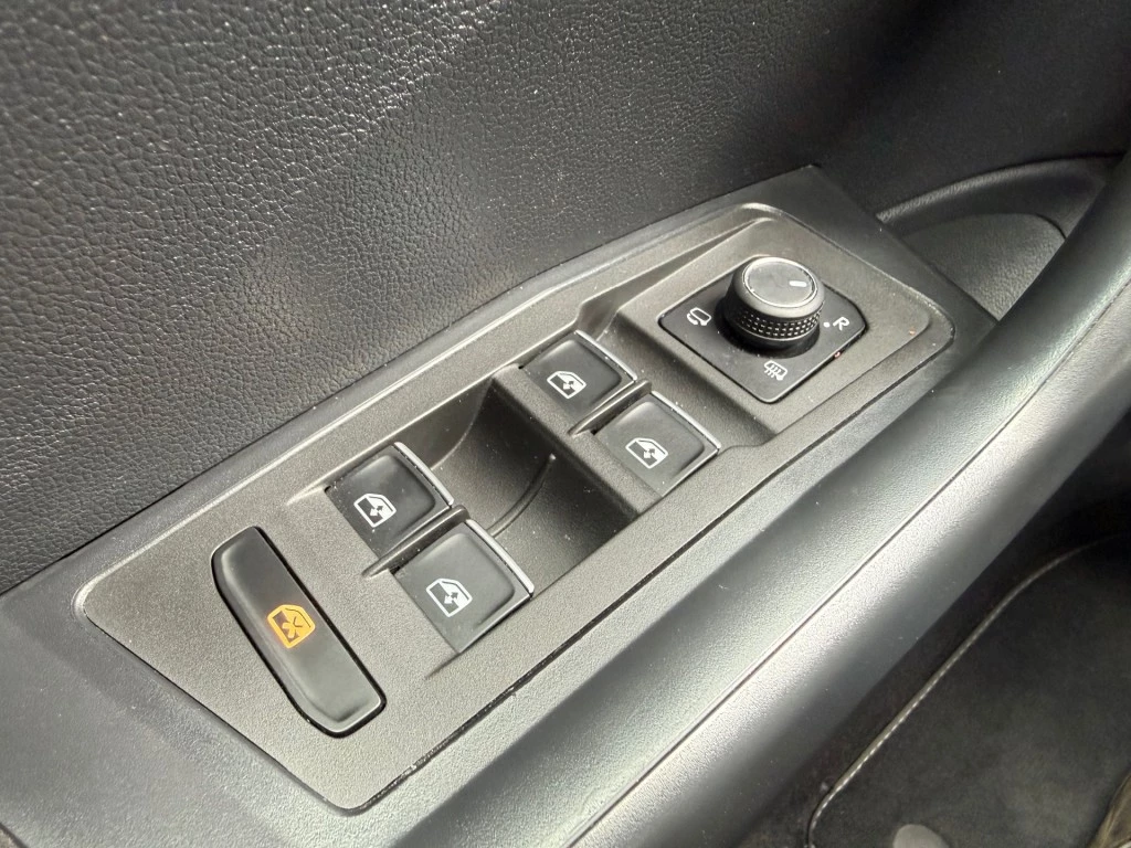 Volkswagen T-Roc – foto 28