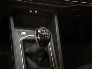 Volkswagen Golf – thumbnail 24