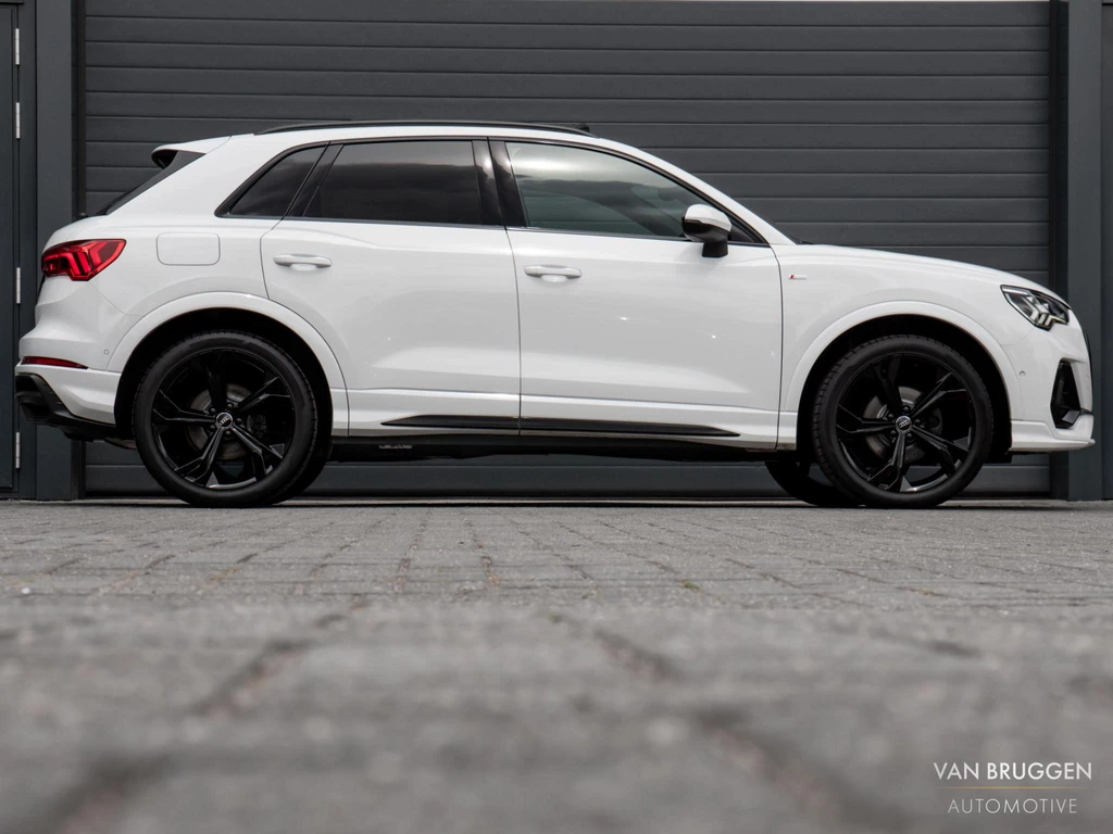 Audi Q3 – foto 11