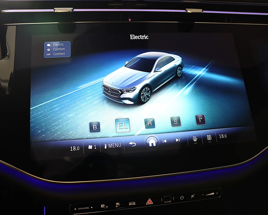 Mercedes-Benz E-Klasse – foto 23
