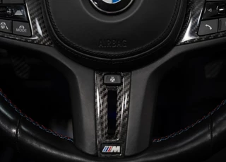 BMW M4 – thumbnail 33