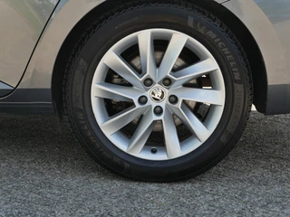 Škoda Superb – thumbnail 14