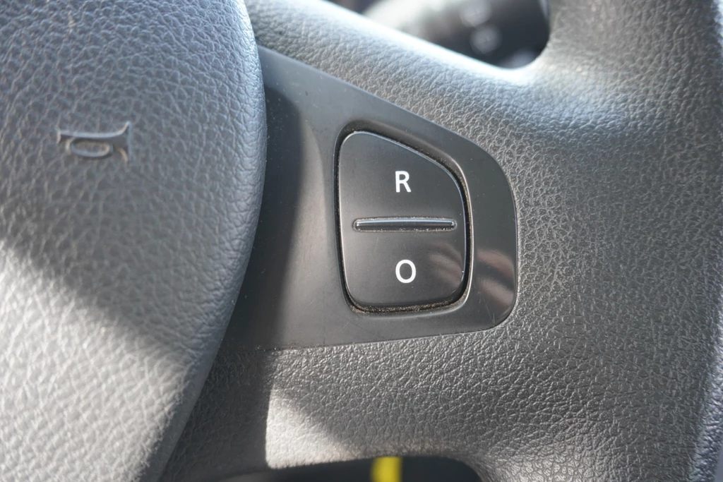 Opel Vivaro – foto 15