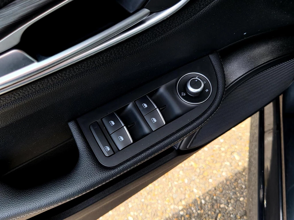 Alfa Romeo Giulia – foto 20