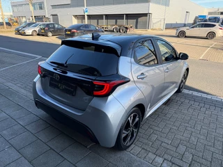 Toyota Yaris – thumbnail 6