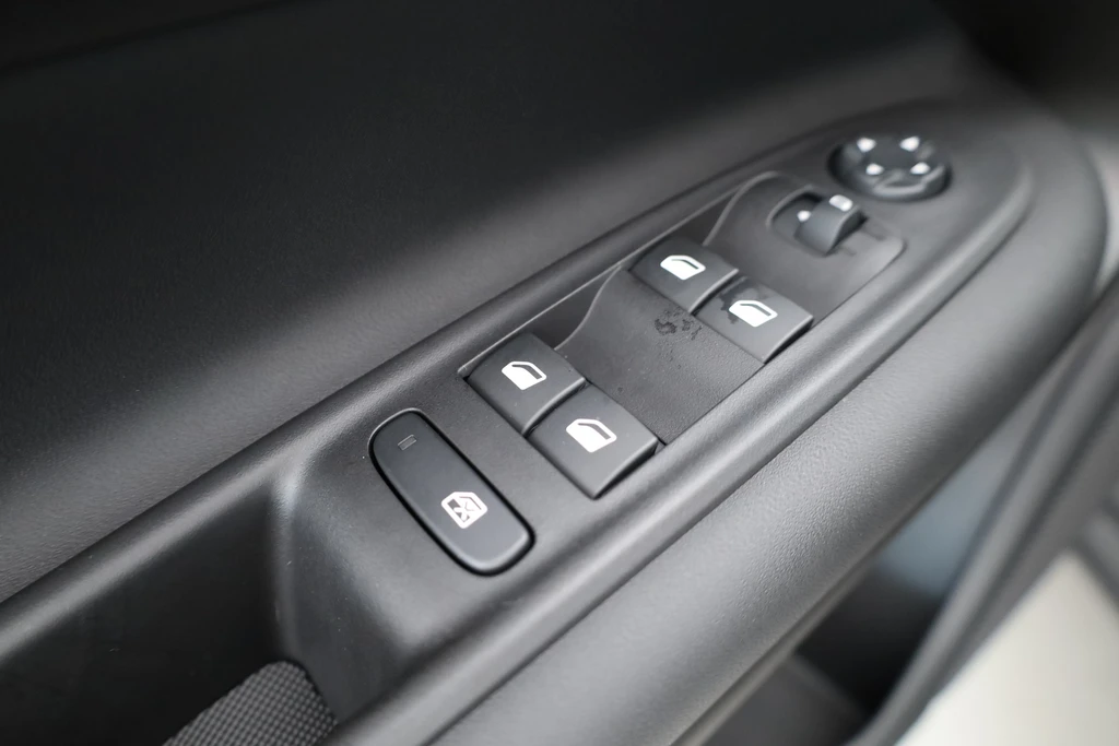 Jeep Avenger – foto 9