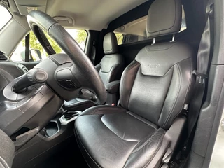 Jeep Renegade – thumbnail 18