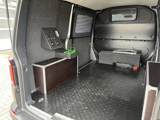 Volkswagen Transporter – thumbnail 21