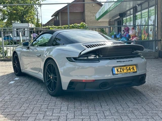 Porsche 911 – thumbnail 4