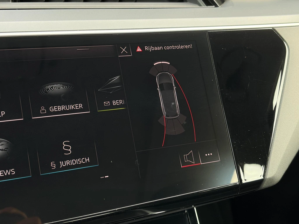 Audi e-tron – foto 35