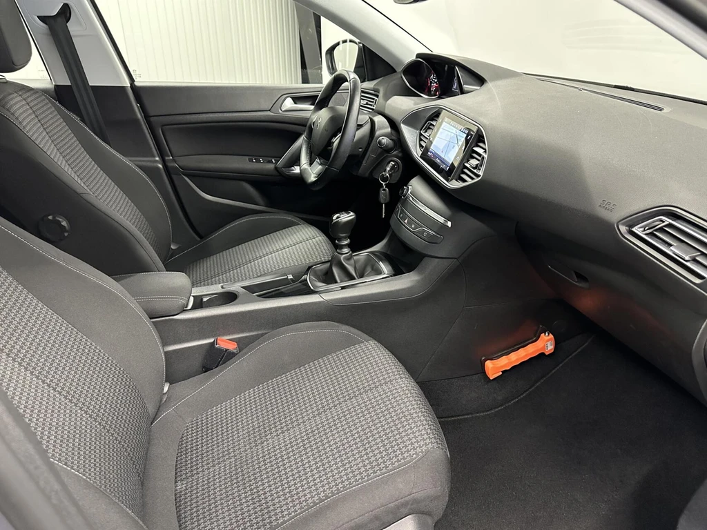 Peugeot 308 – foto 11