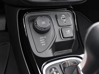 Jeep Compass – thumbnail 17