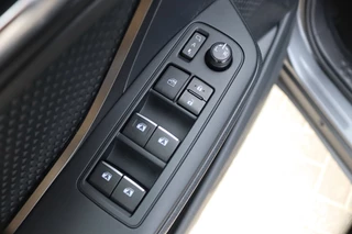 Toyota C-HR – thumbnail 28