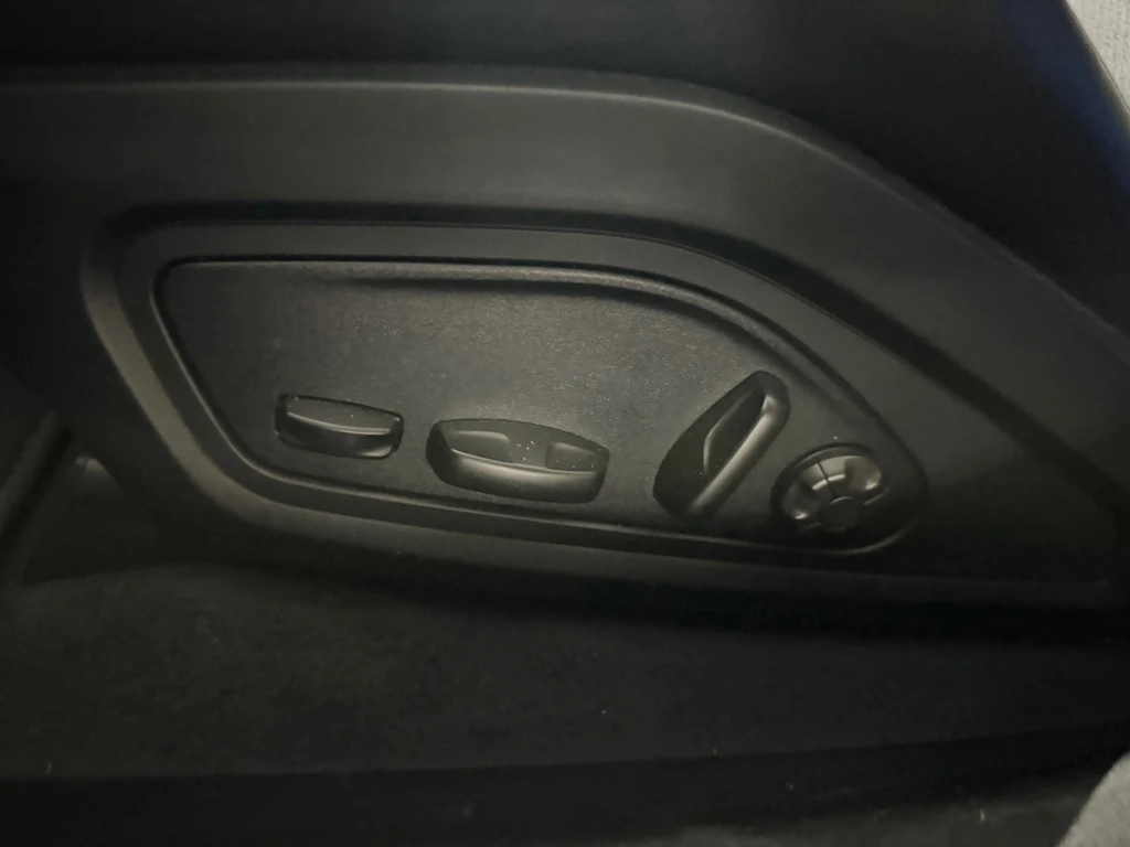 Porsche Taycan – foto 16