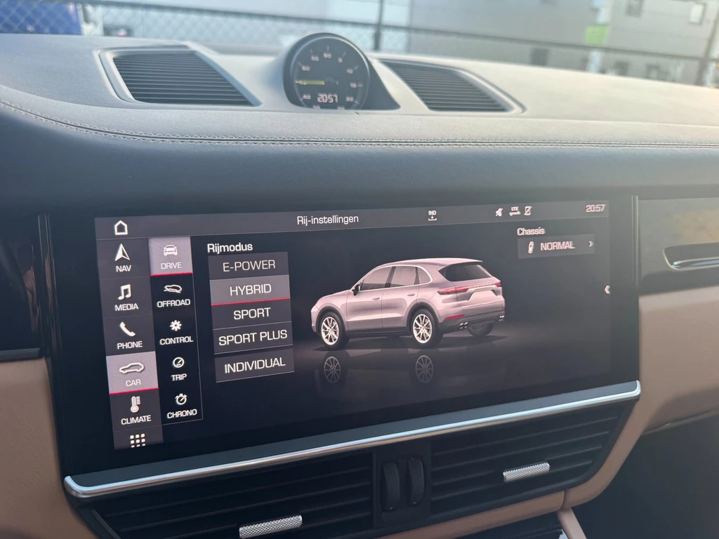 Porsche Cayenne – foto 21