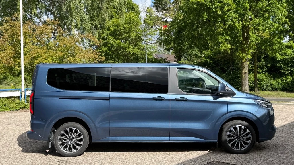 Ford Tourneo Custom – foto 8