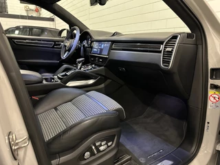Porsche Cayenne – thumbnail 48