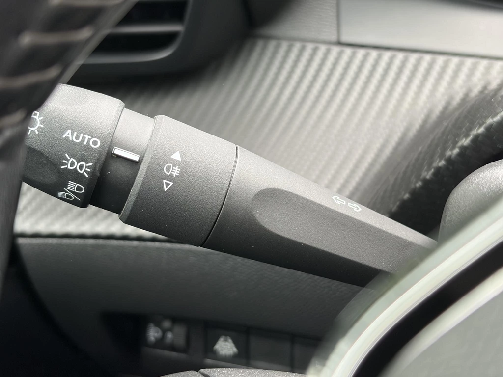 Peugeot 208 – foto 28