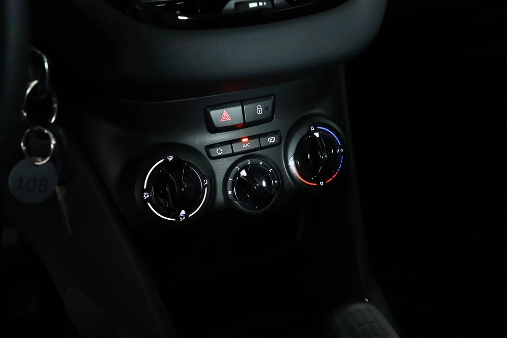 Peugeot 208 – foto 17
