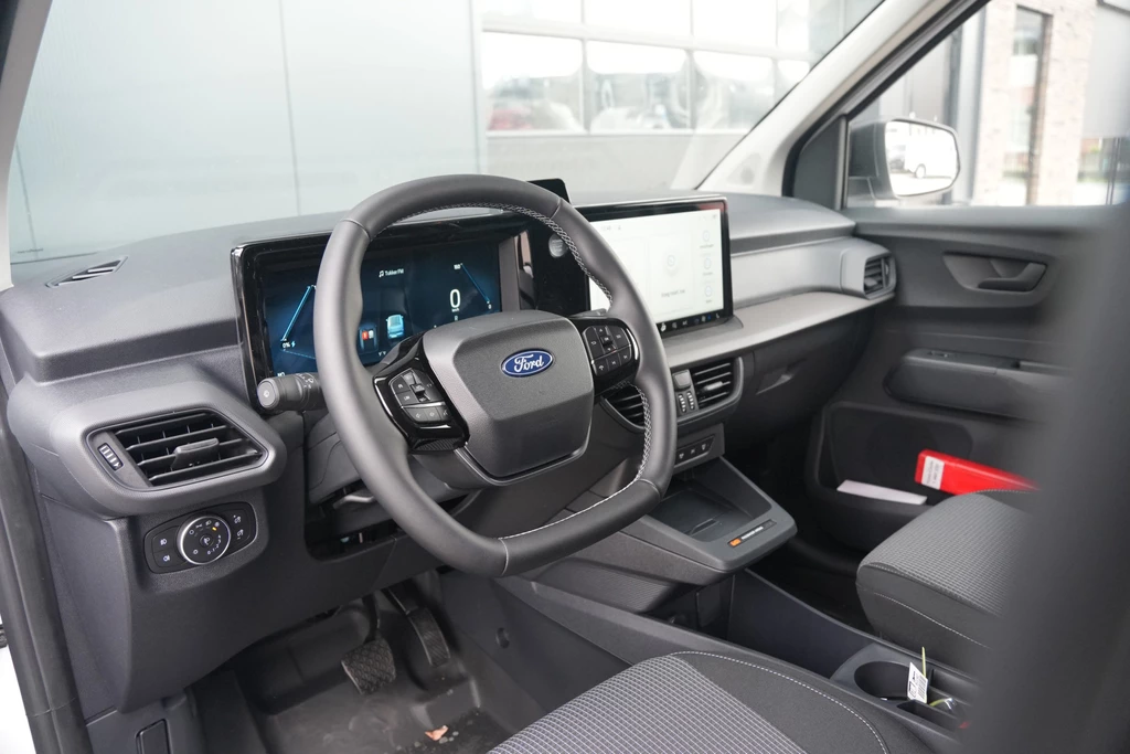 Ford E-Transit Courier – foto 15