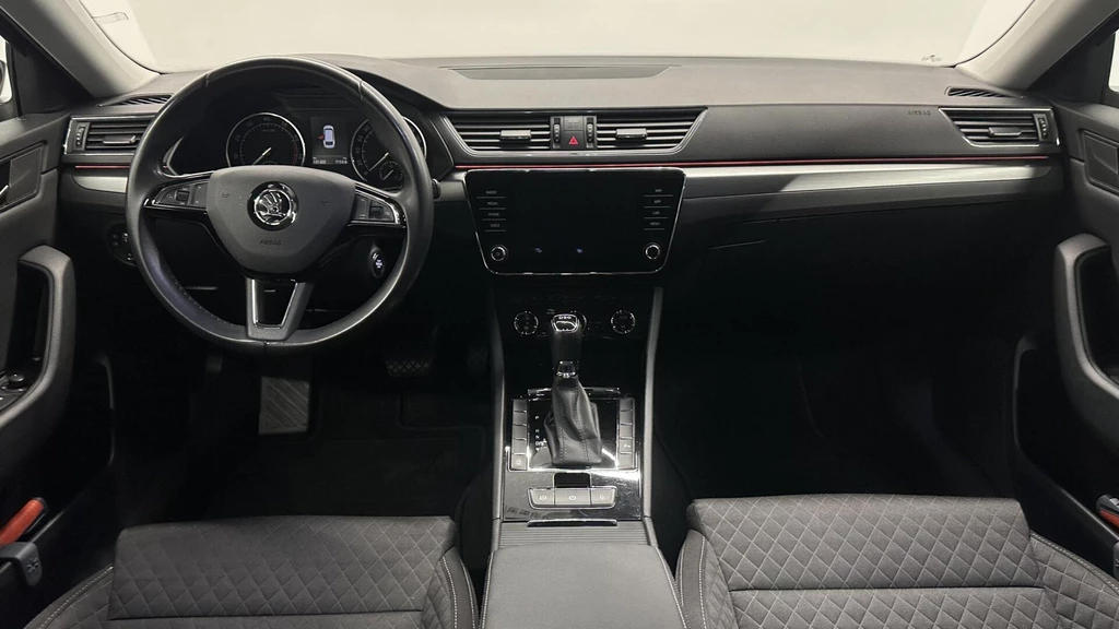 Škoda Superb – foto 9