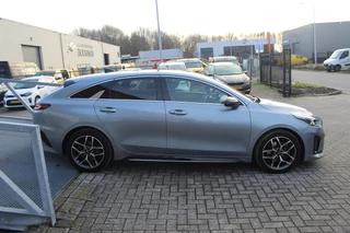 Kia ProCeed – thumbnail 6