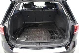 Volkswagen Passat – thumbnail 19