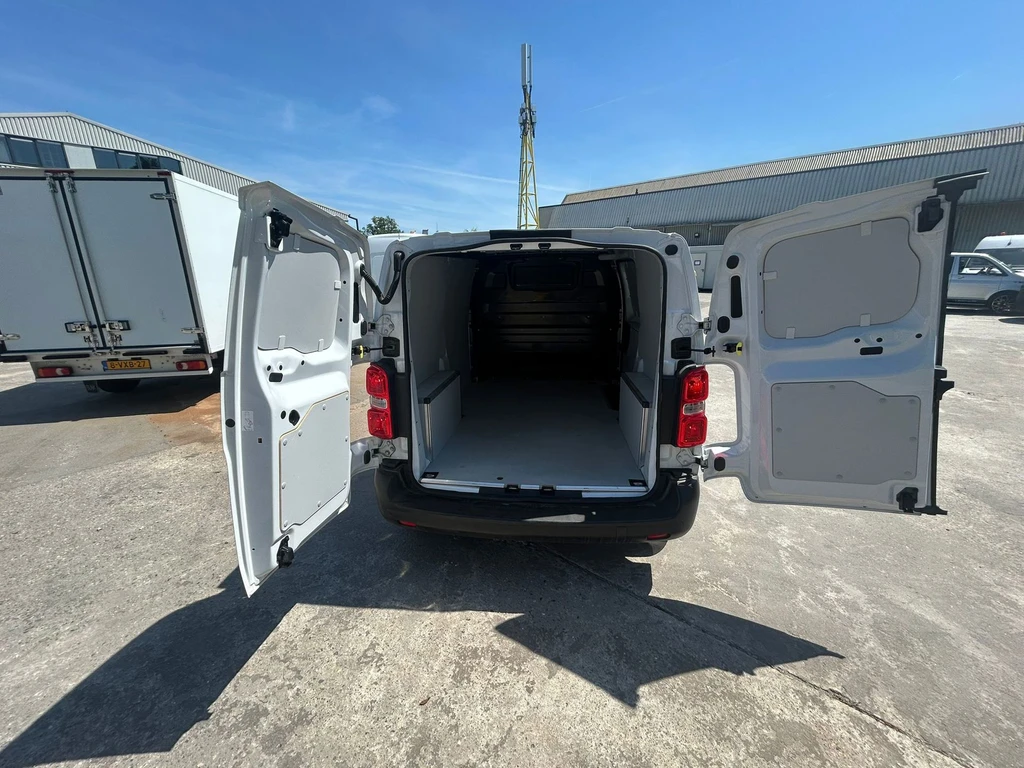 Opel Vivaro – foto 14