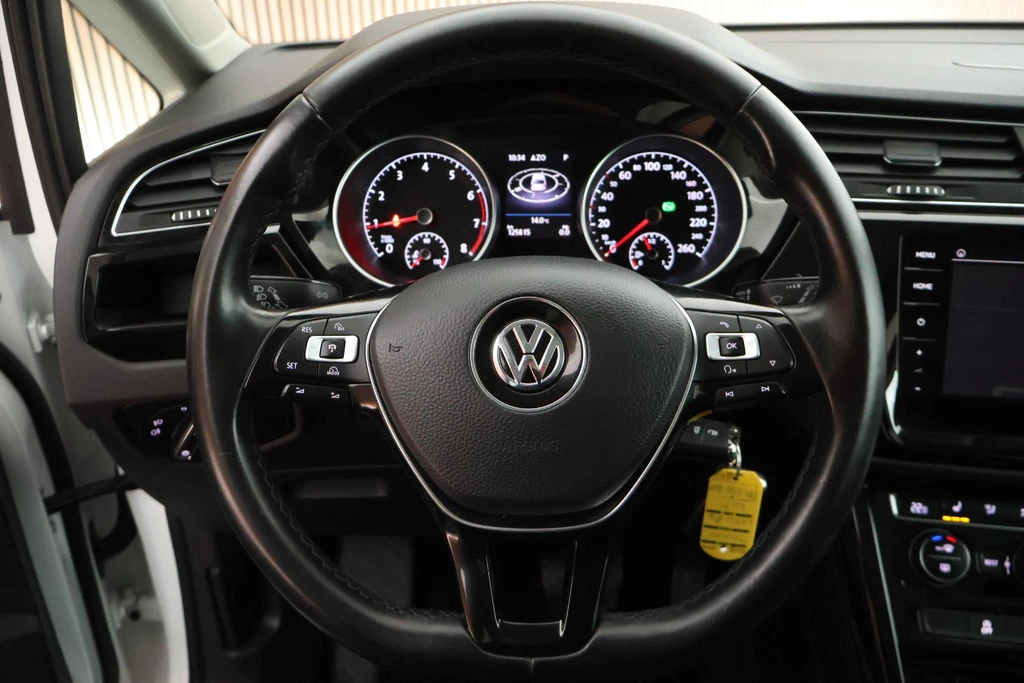 Volkswagen Touran – foto 17