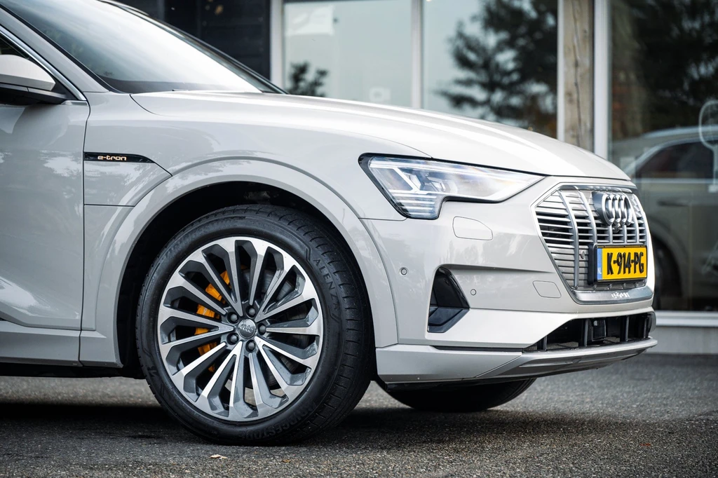 Audi e-tron – foto 21