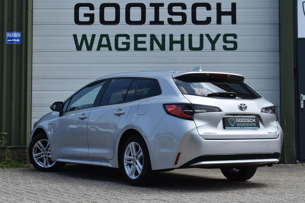 Toyota Corolla Touring Sports – foto 2