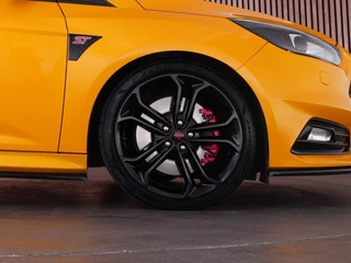 Ford Focus – thumbnail 41