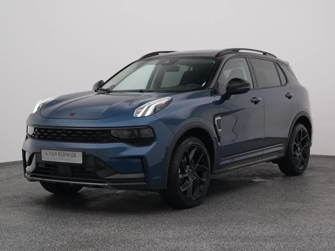 Lynk & Co 01 1.5 Plug-in Hybrid | 360° | BLACK