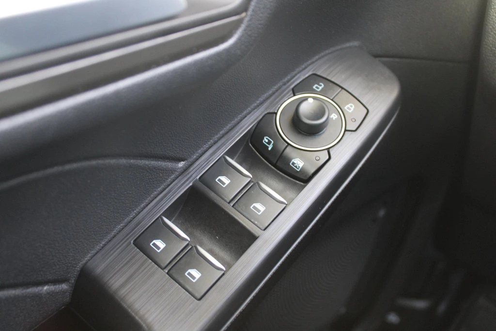 Ford Kuga – foto 9
