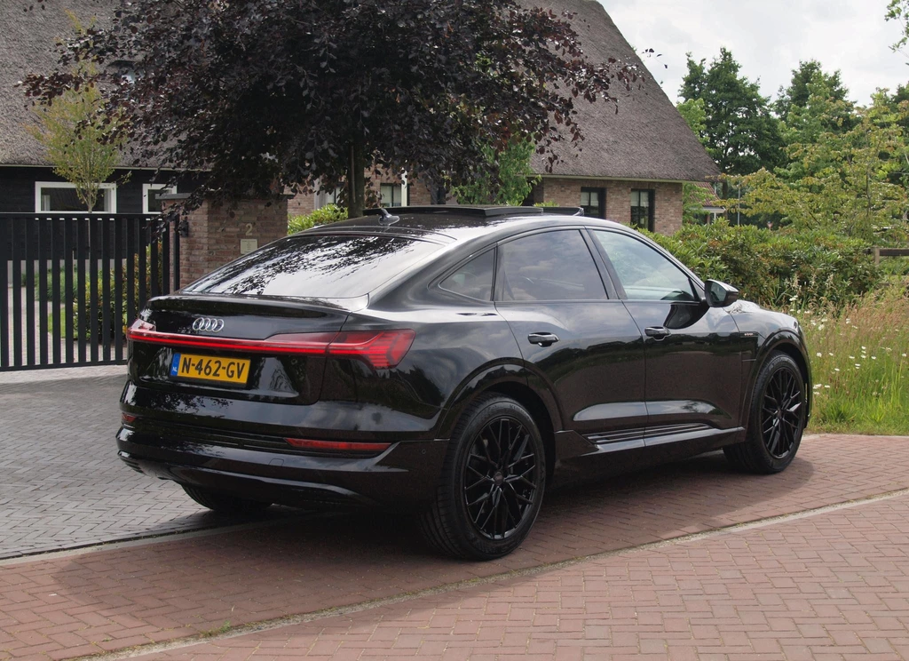 Audi e-tron – foto 6