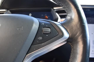 Tesla Model X – thumbnail 22