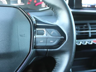 Peugeot 208 – thumbnail 18