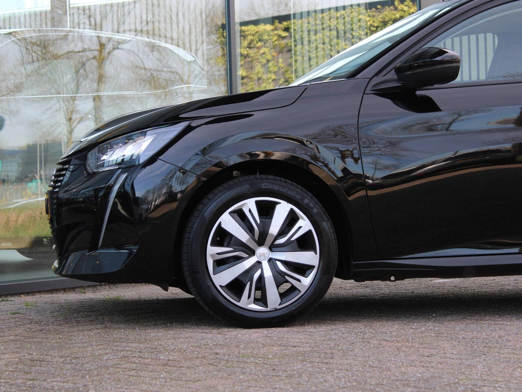 Peugeot 208 – foto 12
