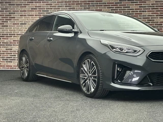 Kia ProCeed – thumbnail 11