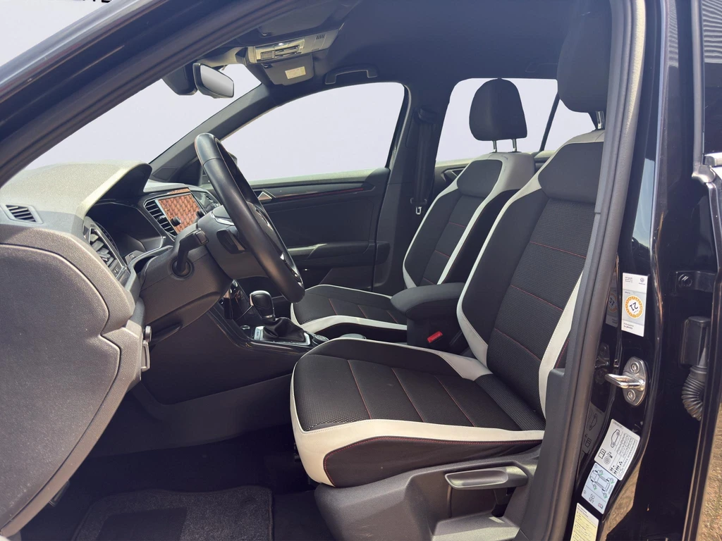 Volkswagen T-Roc – foto 10