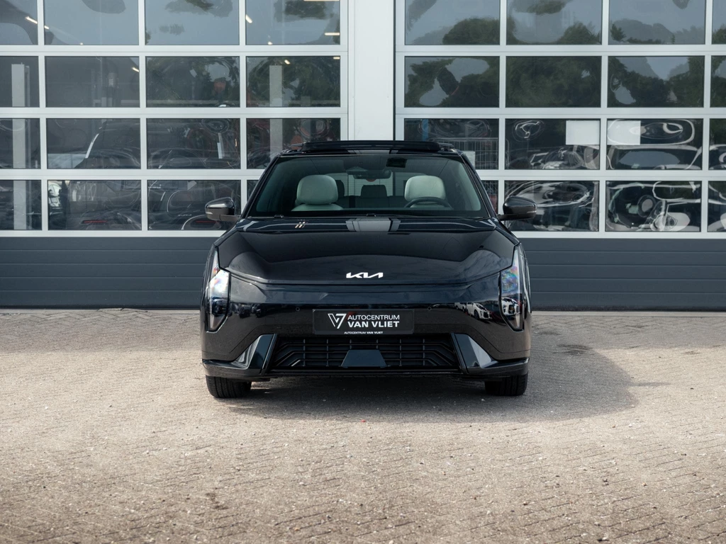 Kia EV4 – foto 9