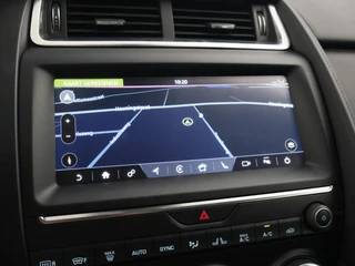 Jaguar E-PACE – thumbnail 41