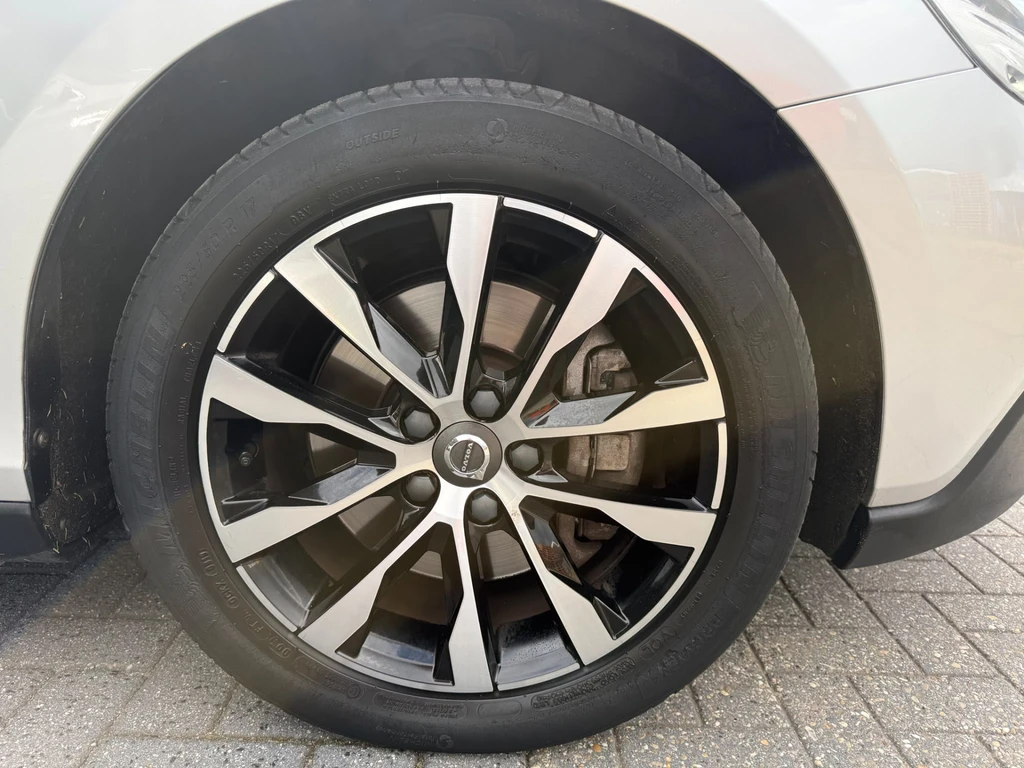 Volvo V40 – foto 17